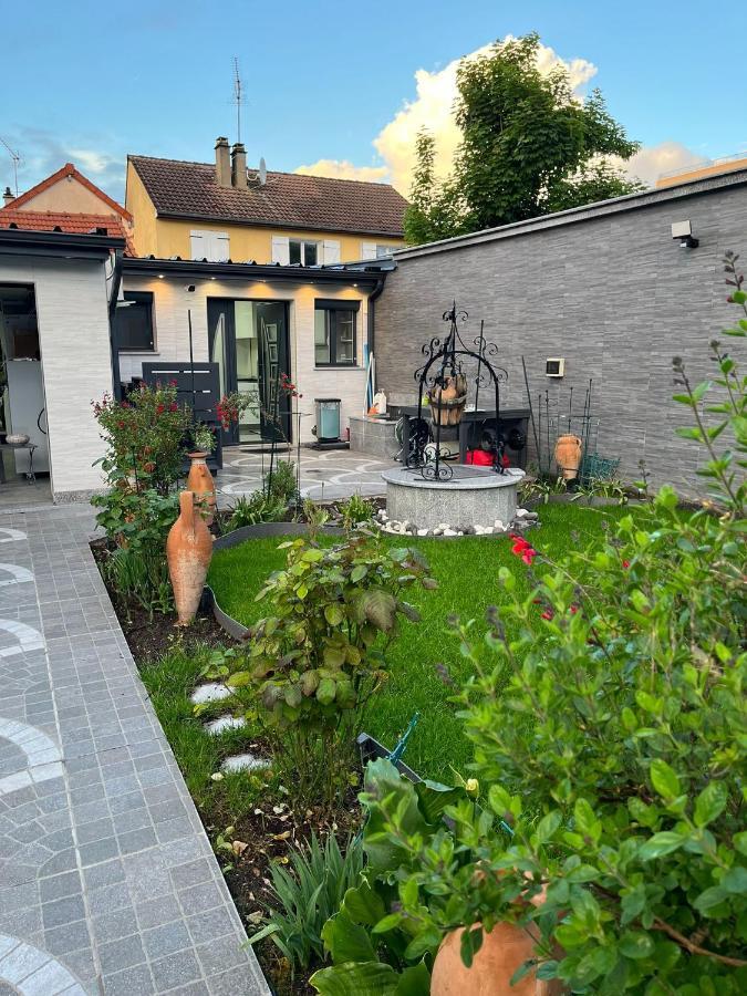 Sci Slama Family Livry-Gargan Exteriér fotografie